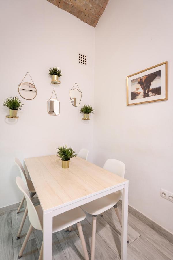 D20- Boutique Apartments, Best Location, By Bqa Будапеща Екстериор снимка